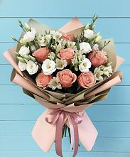 Букет цветов из:  Розы, Альстромерии и Лизиантусы в ЗАТО Сибирском