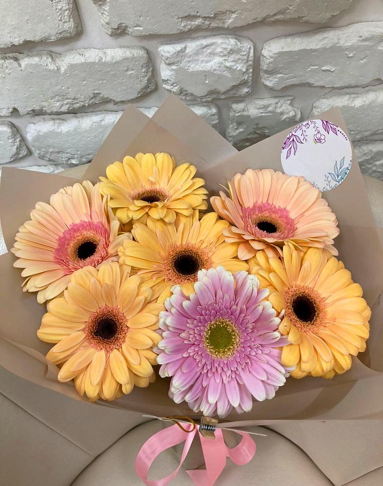 Букет цветов из: Герберы в ЗАТО Сибирском