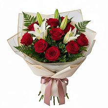 Букет цветов из:  Лилии и Розы в ЗАТО Сибирском