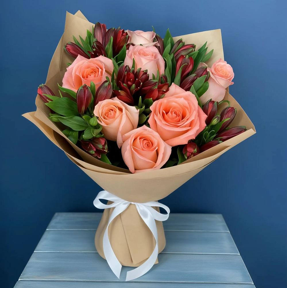 Букет цветов из: Розы и Альстромерии в ЗАТО Сибирском