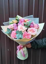 Букет цветов из:  Розы и Гвоздики #REPLACE_PRED# ЗАТО Сибирском