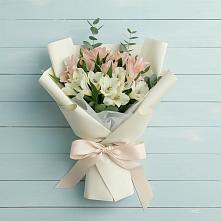 Букет цветов из:  Альстромерии в ЗАТО Сибирском