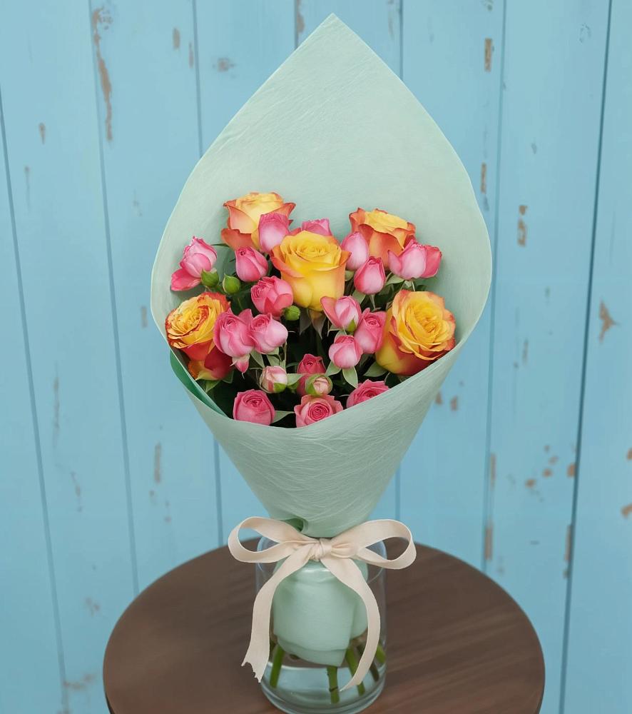 Букет цветов из: Розы в ЗАТО Сибирском