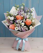 Букет цветов из:  Лизиантусы, Розы, Альстромерии и Гипсофила в ЗАТО Сибирском