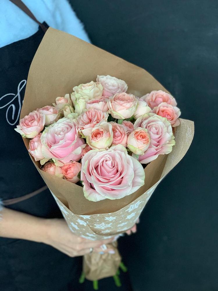 Букет цветов из: Хризантемы и Розы в ЗАТО Сибирском