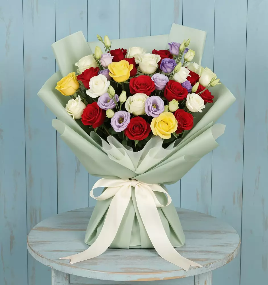 Букет цветов из: Розы в ЗАТО Сибирском